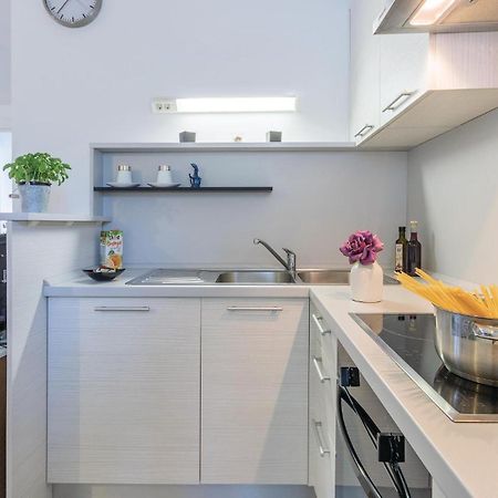 Amazing Apartment In Medulin With Wifi Εξωτερικό φωτογραφία