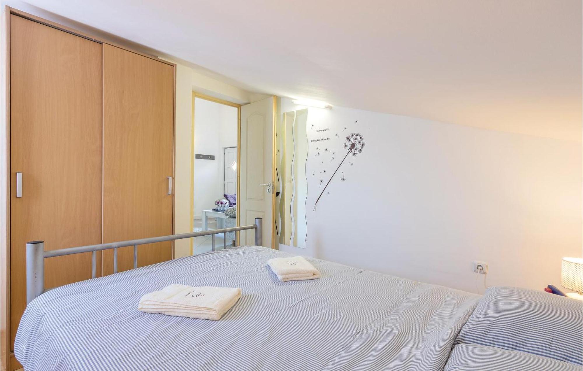 Amazing Apartment In Medulin With Wifi Εξωτερικό φωτογραφία