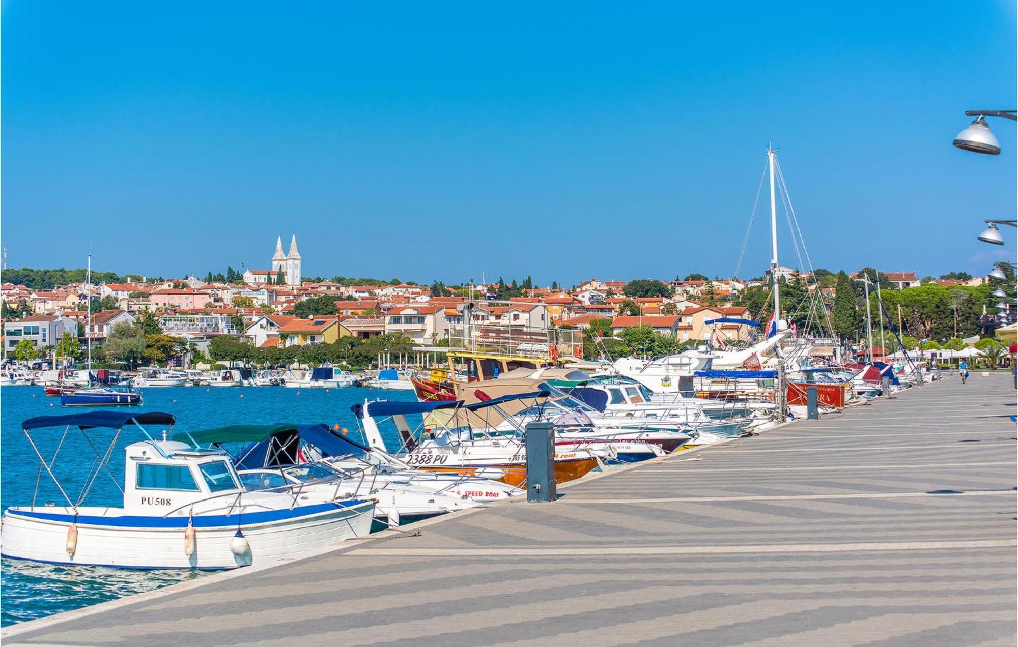 Amazing Apartment In Medulin With Wifi Εξωτερικό φωτογραφία